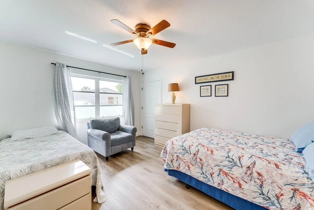Pet-friendly Englewood Getaway Near Ocean!