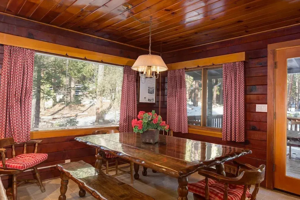 Hansen Cabin