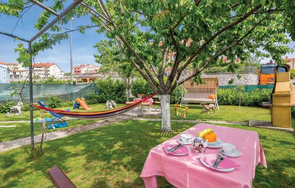 APARTMENTS VILLA BARE - Sea View & Private Parking