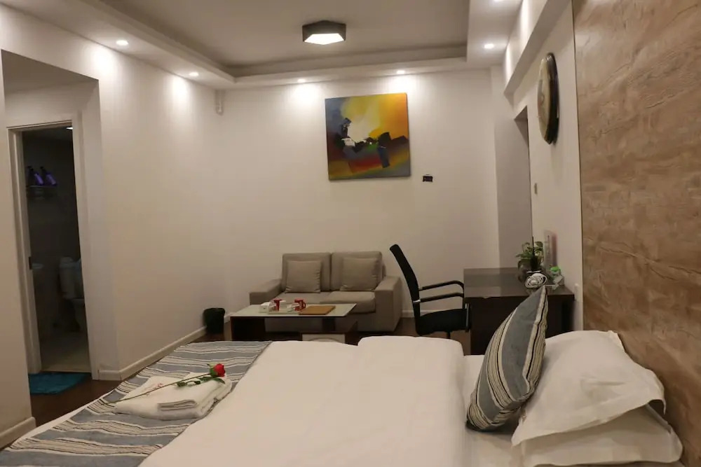 Yilai Service Apartment