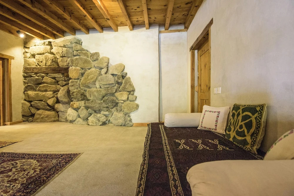 Serena Shigar Fort