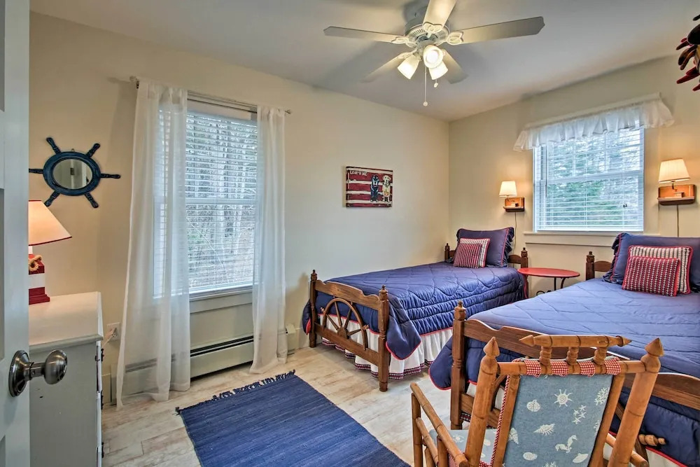 Boothbay Harbor Beach House By Park & Restaurants!
