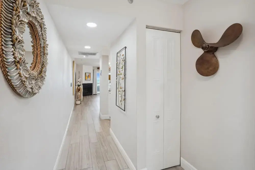 Pelican Pointe 5B