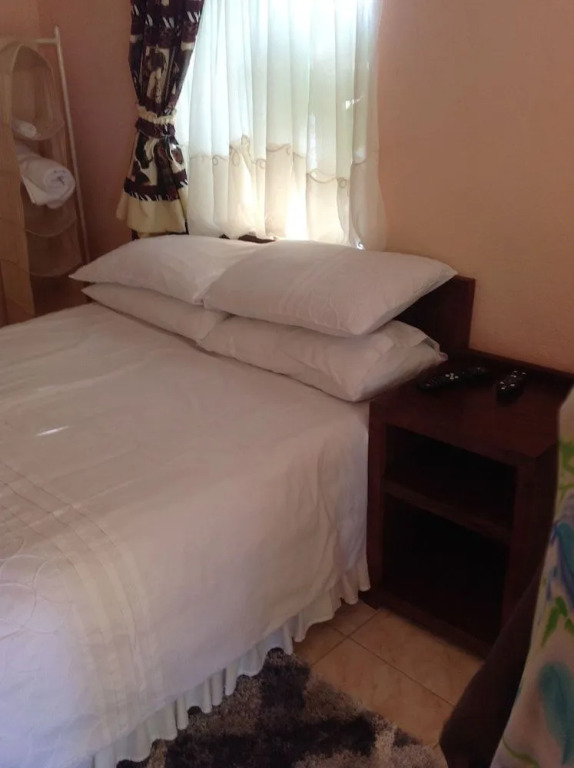 Lynns Guest House