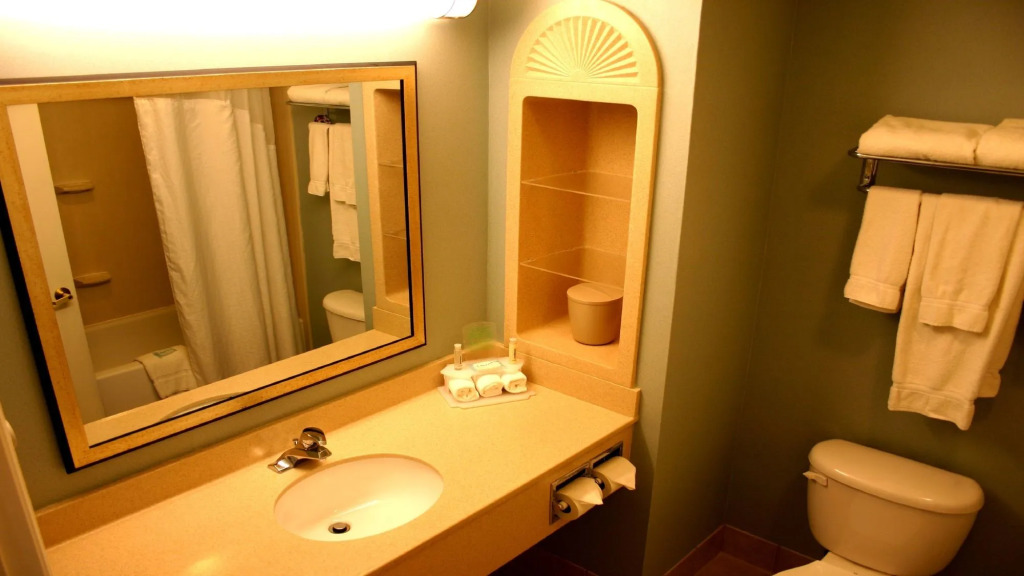 Holiday Inn Express Hotel & Suites Bluffton at Hilton Head Area by IHG