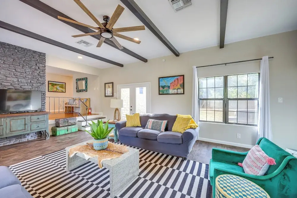 < 1 Mi to Dtwn: Home w/ Fenced Yard in Boerne!