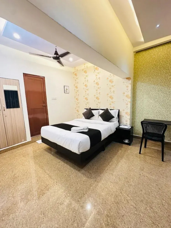 Hotel Golden Inn