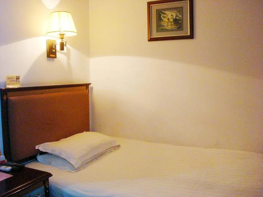 Gonglian Hotel Nanchang Bayi Square