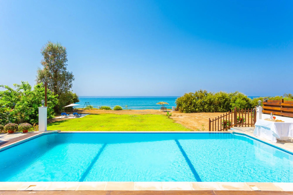 Kalisto Beach Villa