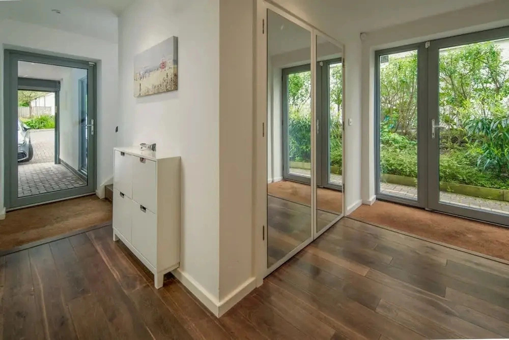 Sandpiper House Coastal Retreat Moments From Beach