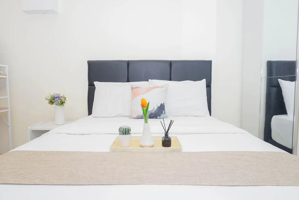 Comfy And Nice Studio Space At Apartment Meikarta District 1
