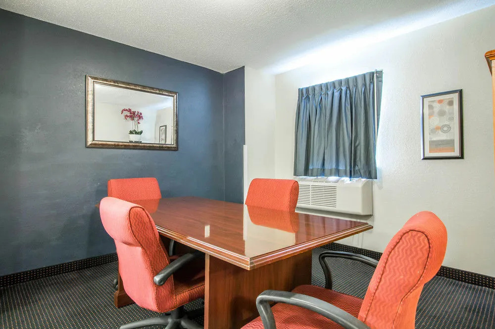 Suburban Extended Stay Hilton Head