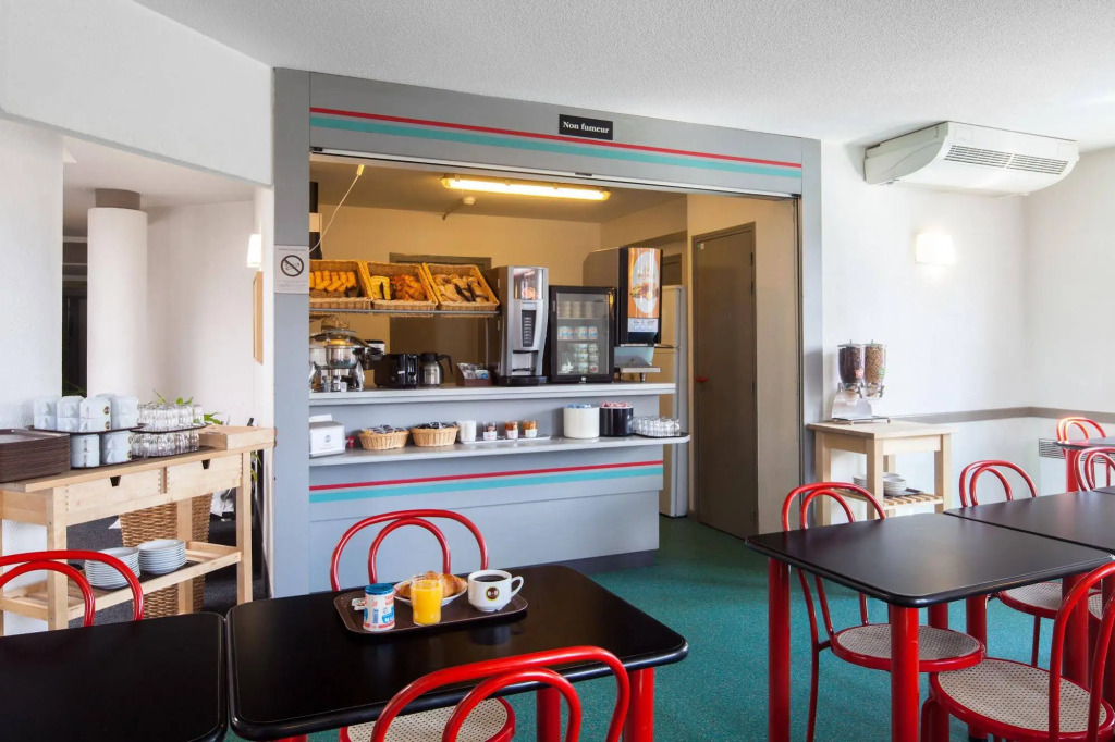 B&B HOTEL Maurepas