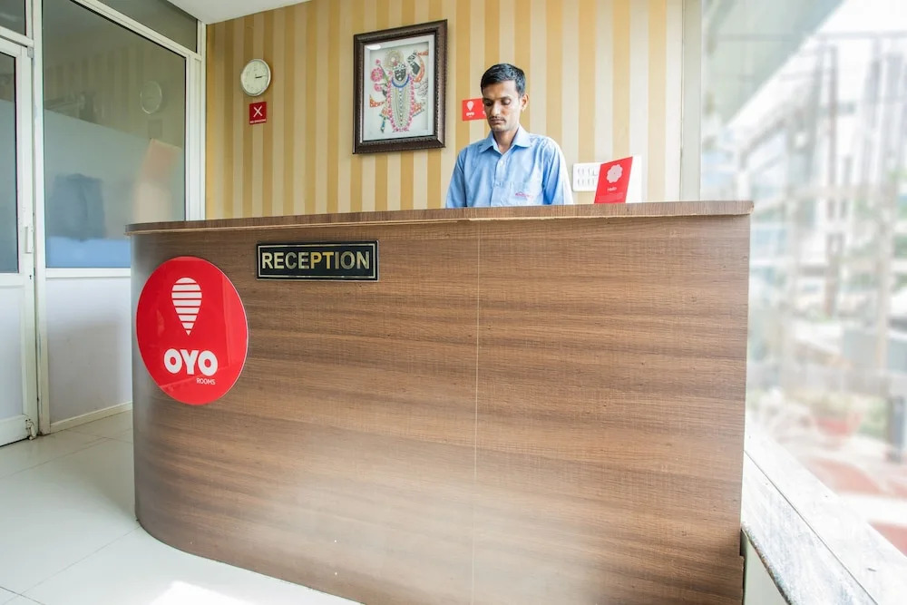 OYO 7421 Hotel Relex
