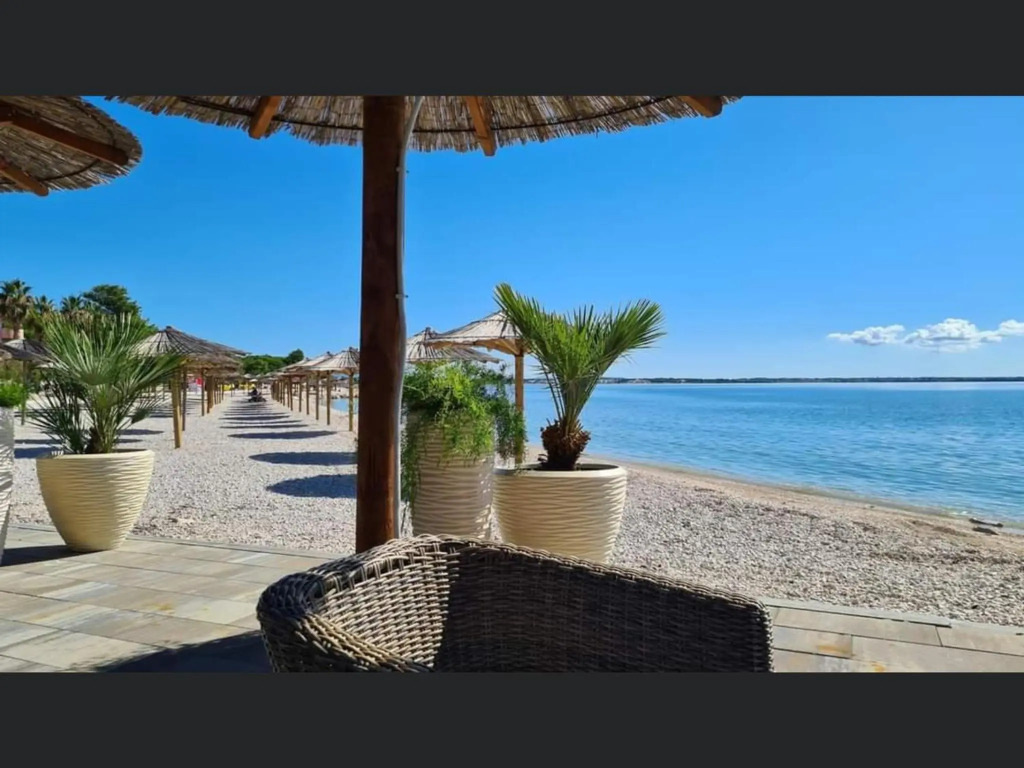 Poolhouse Flip Flop - mit privatem Pool