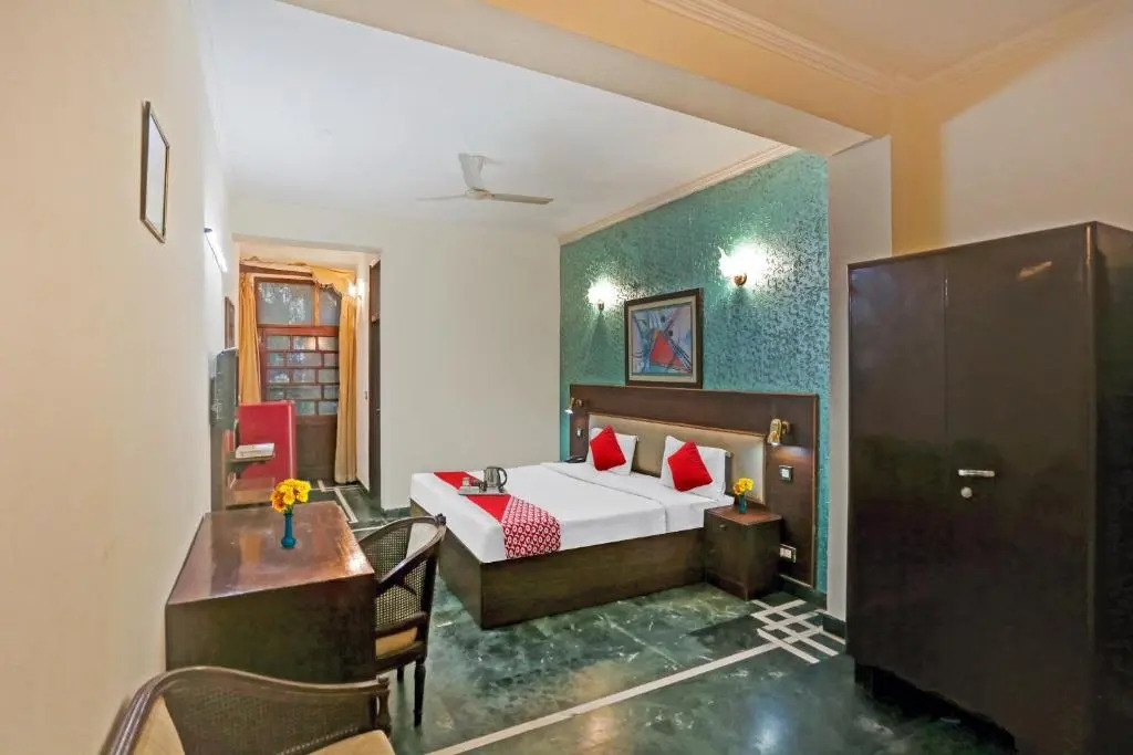 Hotel O Primero Near Aravali Biodiversity Park