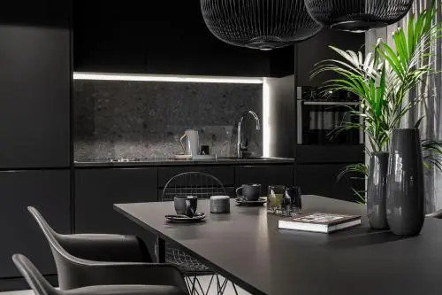 Apartment 7