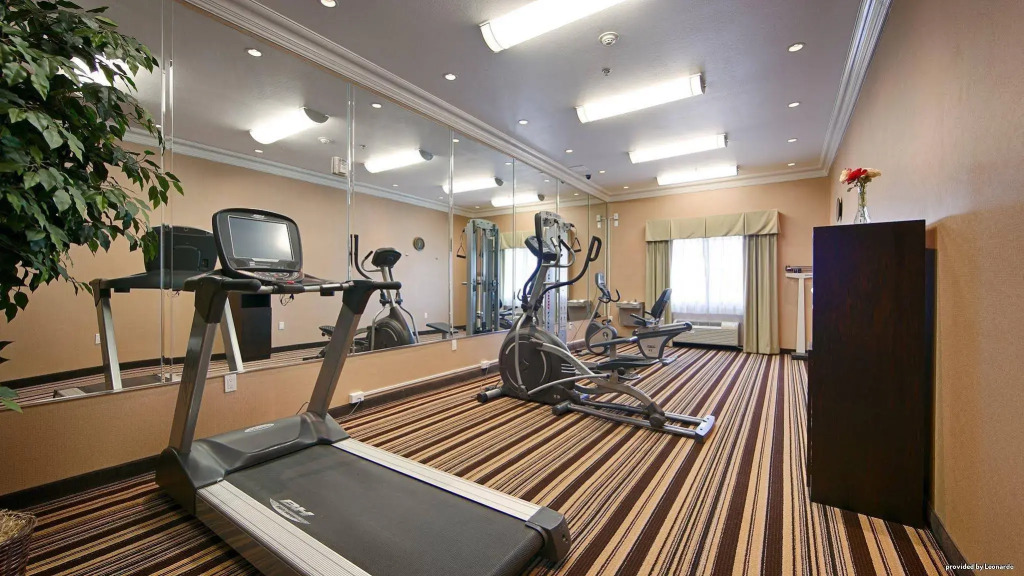 Best Western Plus Wasco Inn & Suites