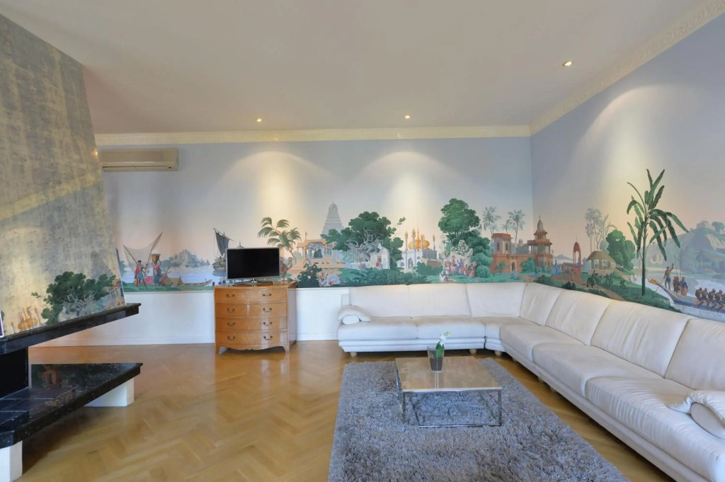 Panoramic Loft