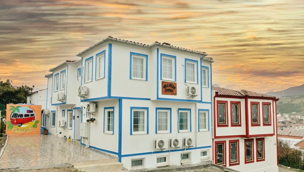Valitsa Otel