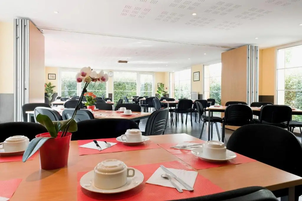 Residhotel Les Hauts dAndilly