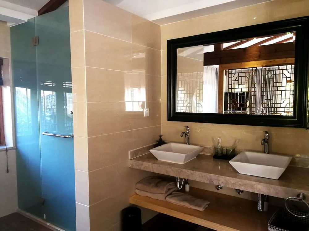 Lijiang Jing Ting Hotel