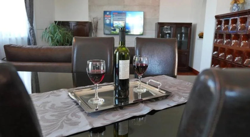 Apartments Romana