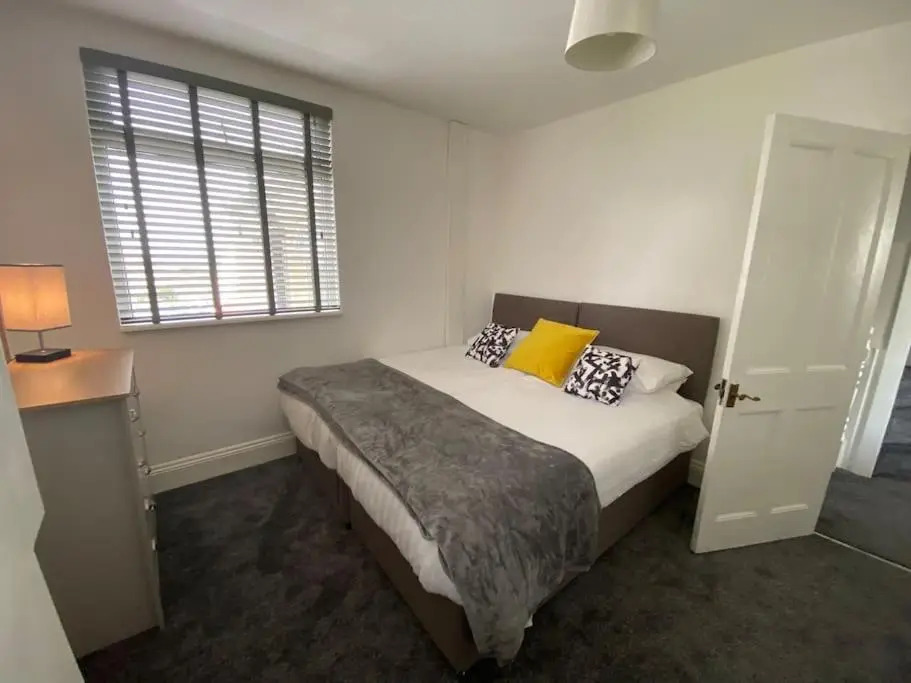 Atlantic View - beautiful 2 bedroom apartment in Newquay Cornwall