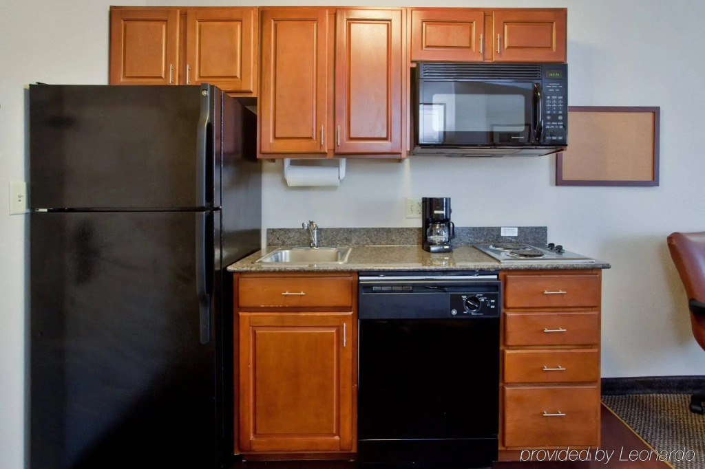 Candlewood Suites Virginia Beach Town Center by IHG
