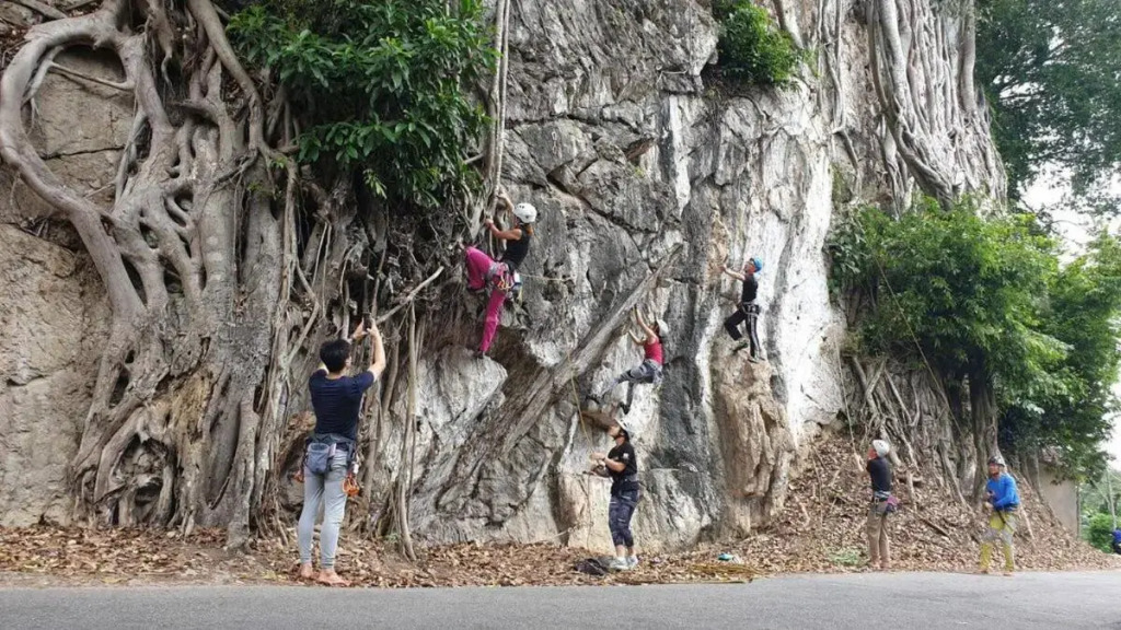 Sky Mountain View Relaxing Ipoh -10-16 pax- no party