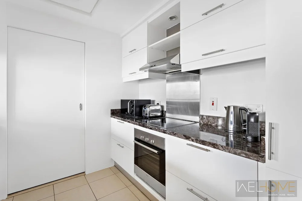 WelHome - Luxurious apartment with Burj Khalifa views