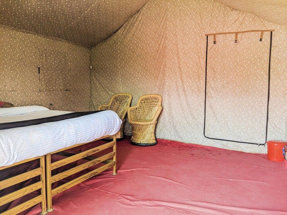 OYO 22330 Apple Avenue Camps