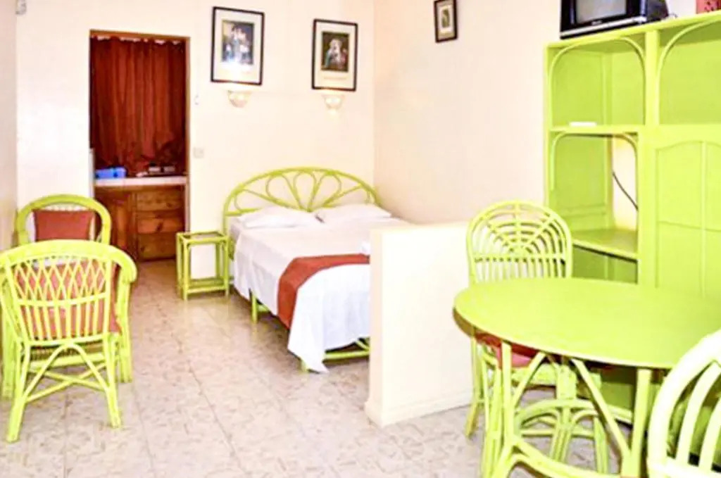 Studio in Pereybere, With Pool Access, Furnished Terrace and Wifi - 1