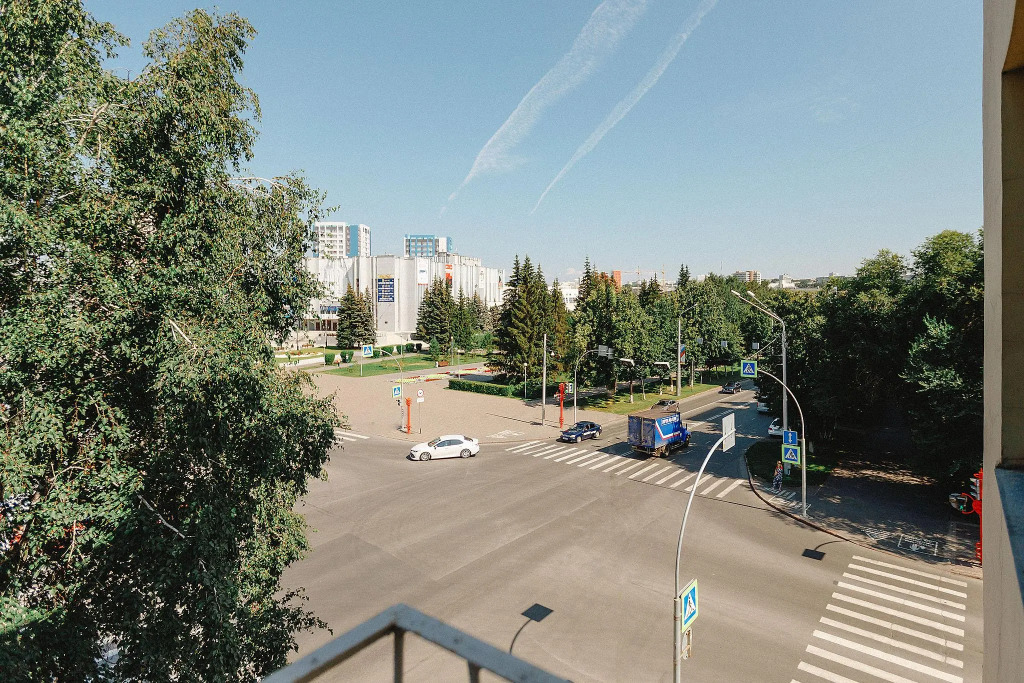 Аврора на проспекте Советский 69