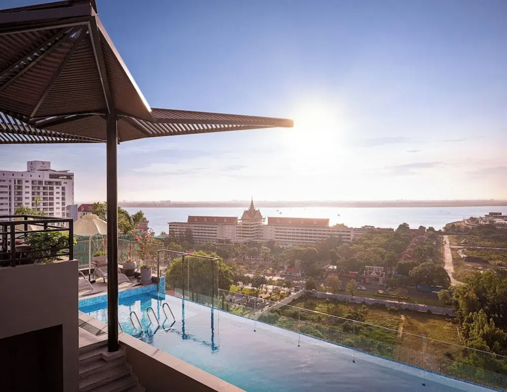 Chaiya Palace Hotel