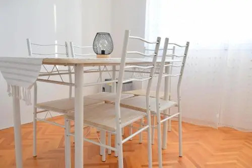 Apartmani Viola Kampor