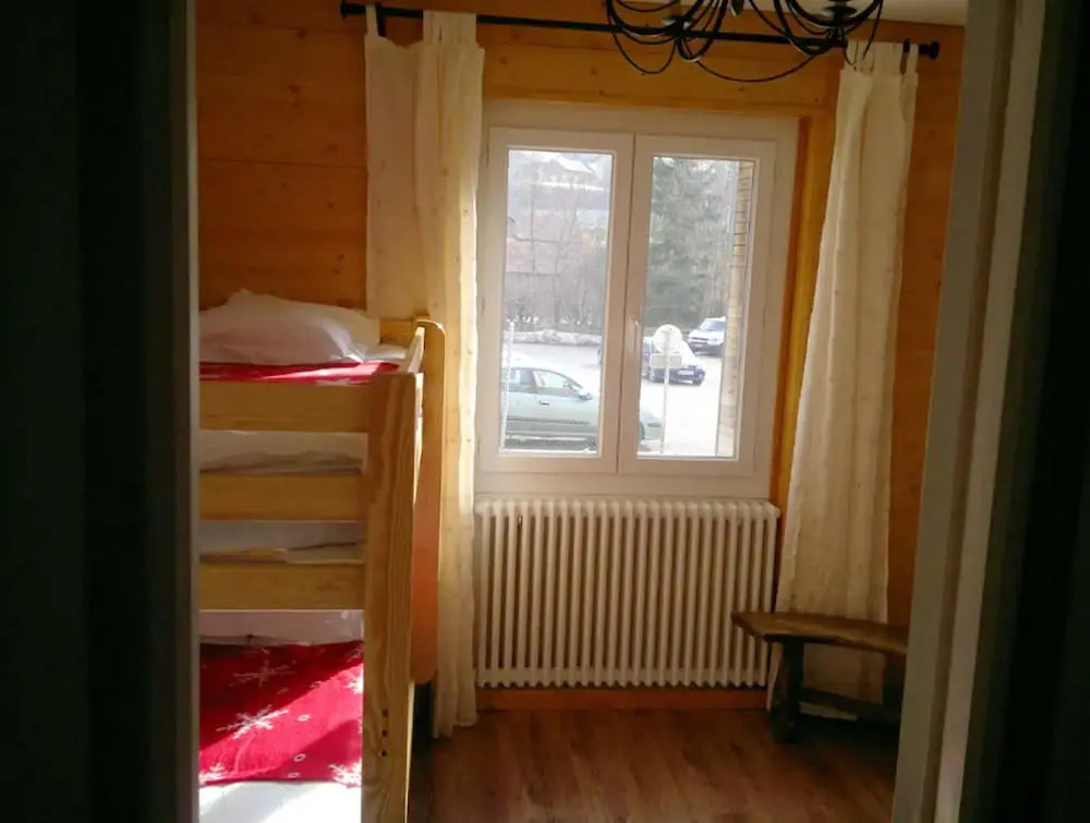 Apartment with 3 Bedrooms in Briançon, with Wonderful Mountain View, Enclosed Garden And Wifi
