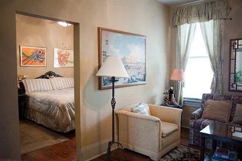 Arbor House Suites