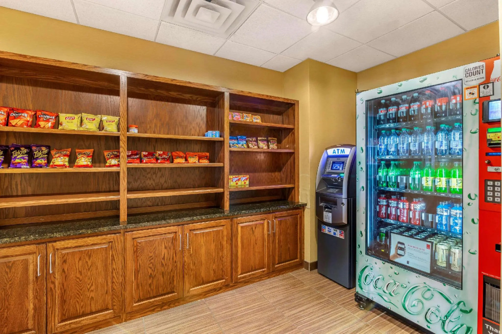 Legend Hotel Minot