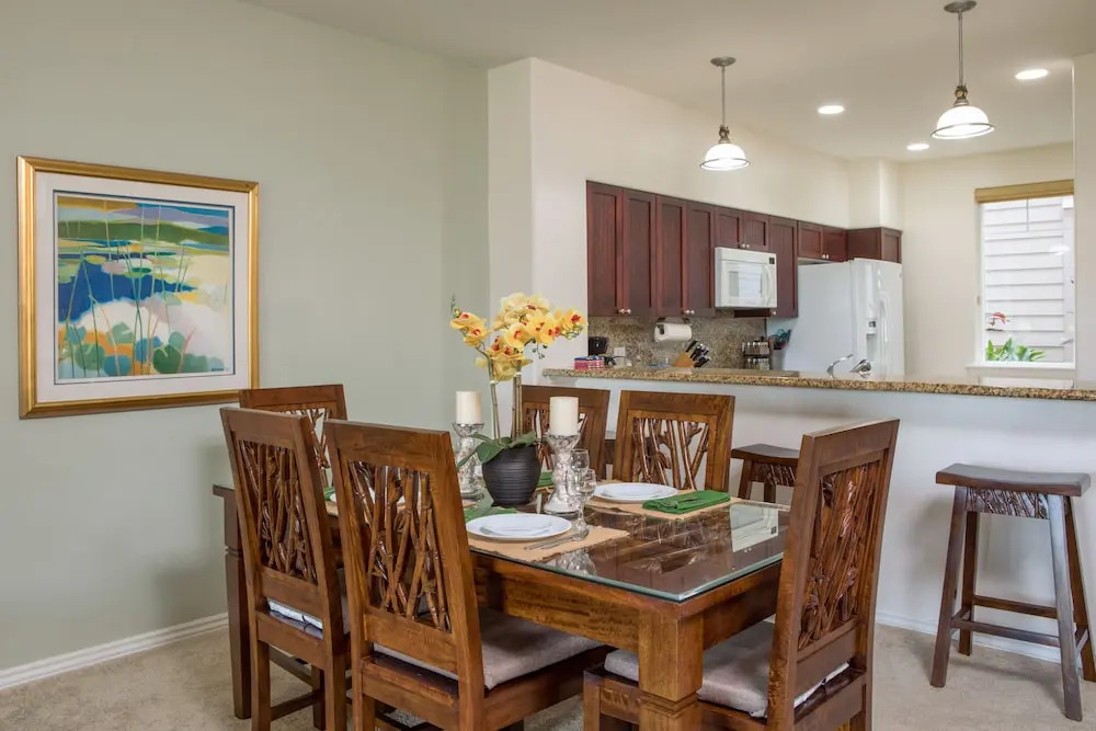 Luxe 2br/2ba - Infinity Pool & Spa - 1 Mile To Bay 2 Bedroom Condo
