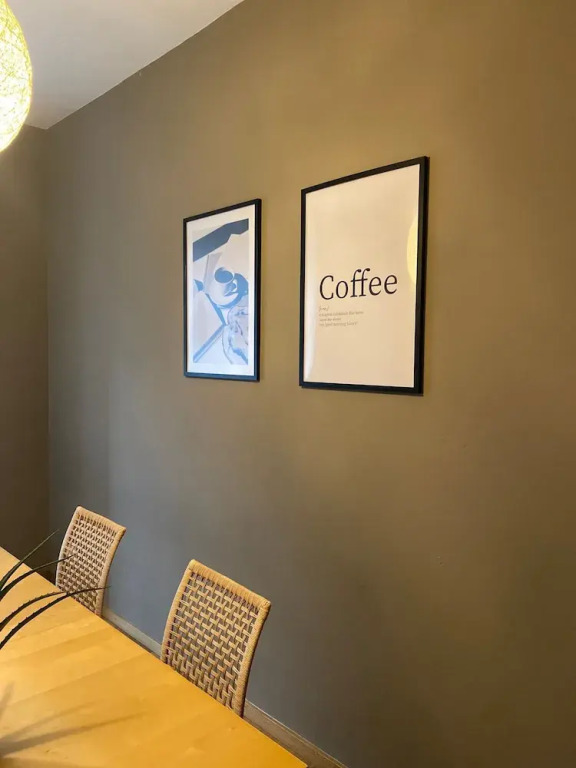 Room-spacious Room in Coliving Apartment