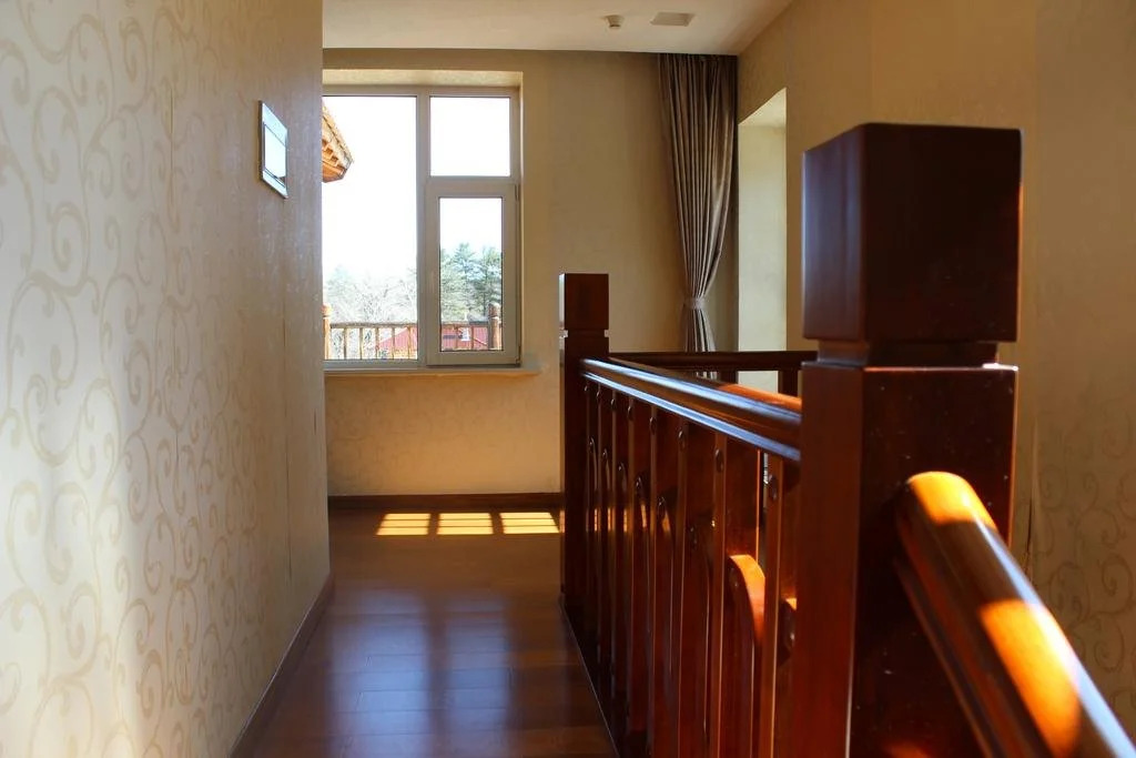 Changbai Mountain Hunting Resort Hotel