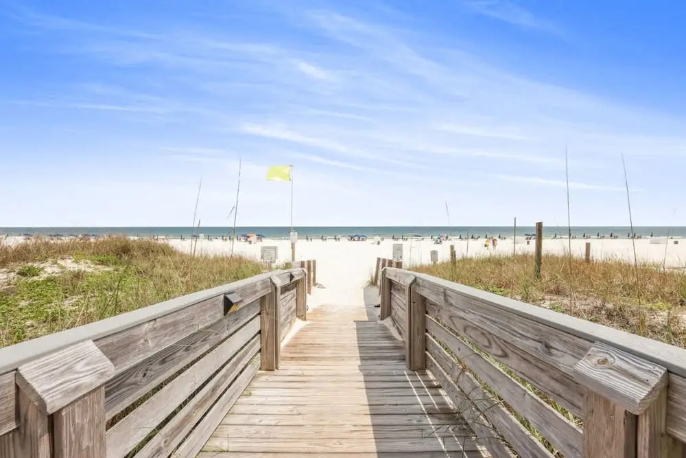 Admirals Quarters 508- Luxury Beachfront Condo 3 Bedrooms 3 Baths 5th Floor