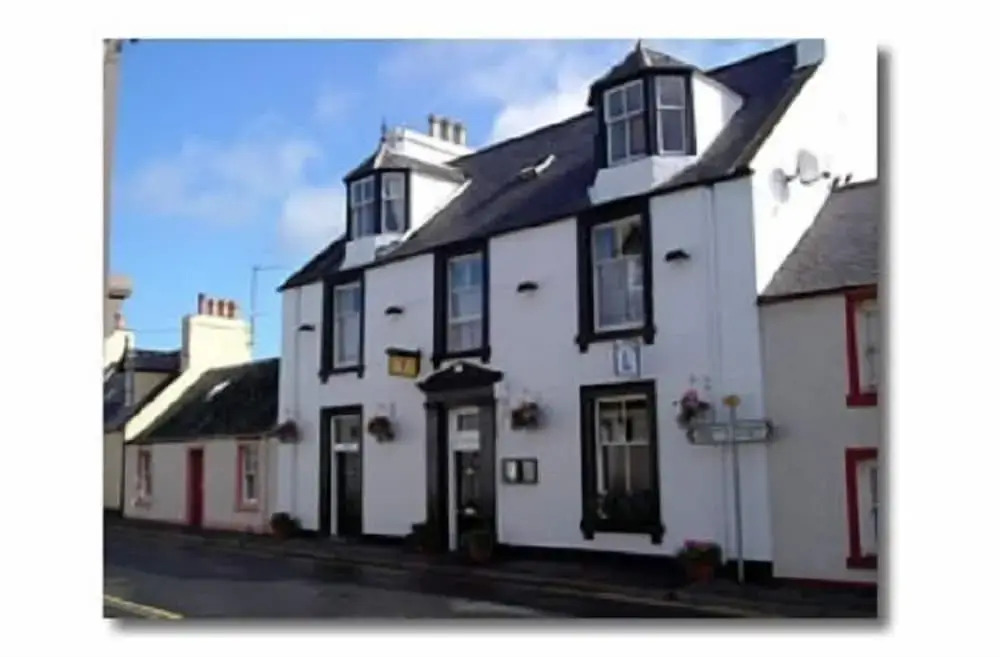 Blue Peter Hotel