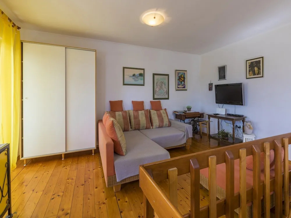 House Haus Vlady