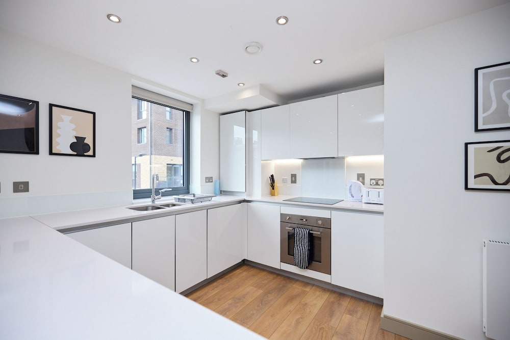 The Penny Court Apartment