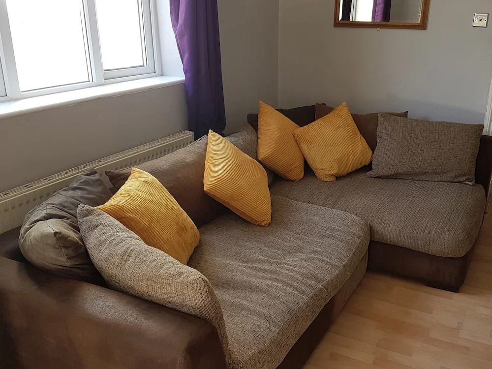 Reginald Budget Rooms
