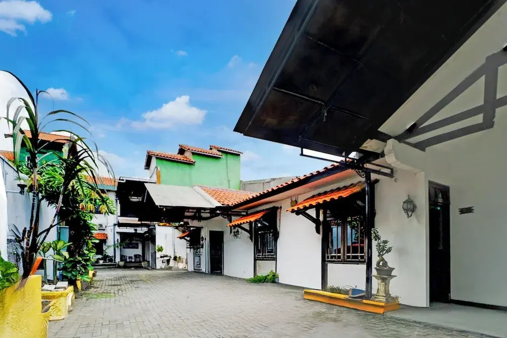 Hotel O Bungurasih Near Juanda International Airport Formerly Griya Waru Hotel