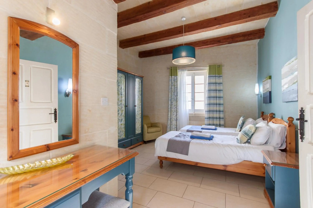 Twilight Gozitan Farmhouse With Pool - Happy Rentals