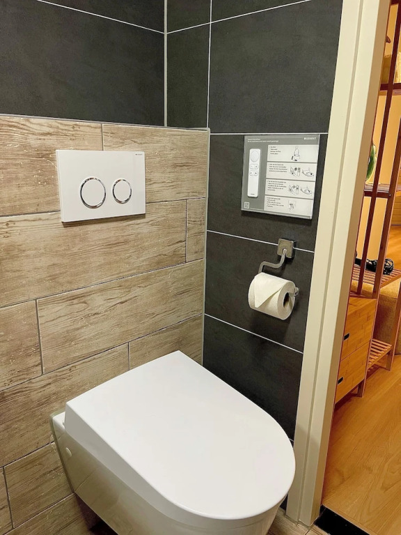 A&A Patio Suite